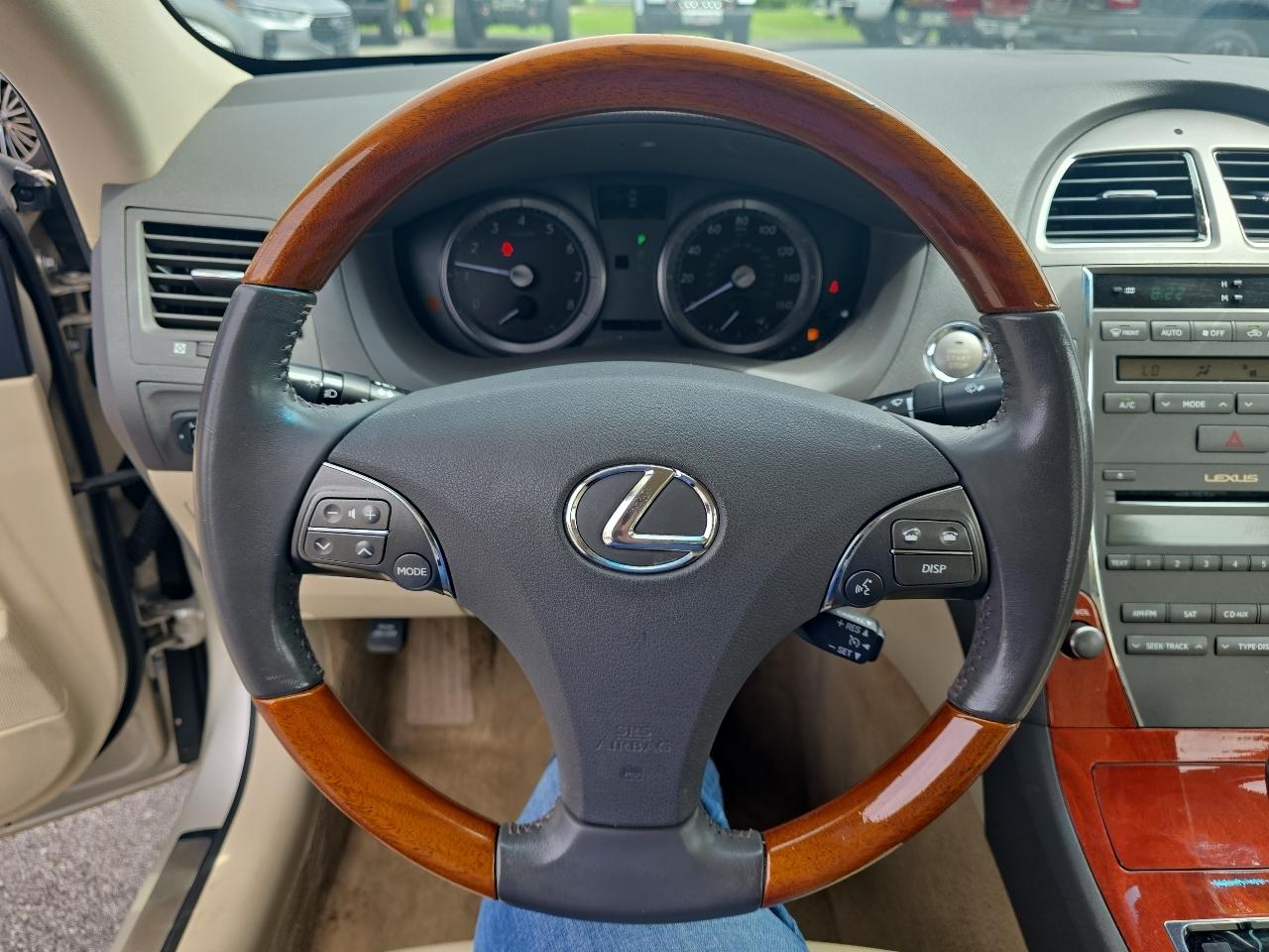 Lexus ES 350  2010