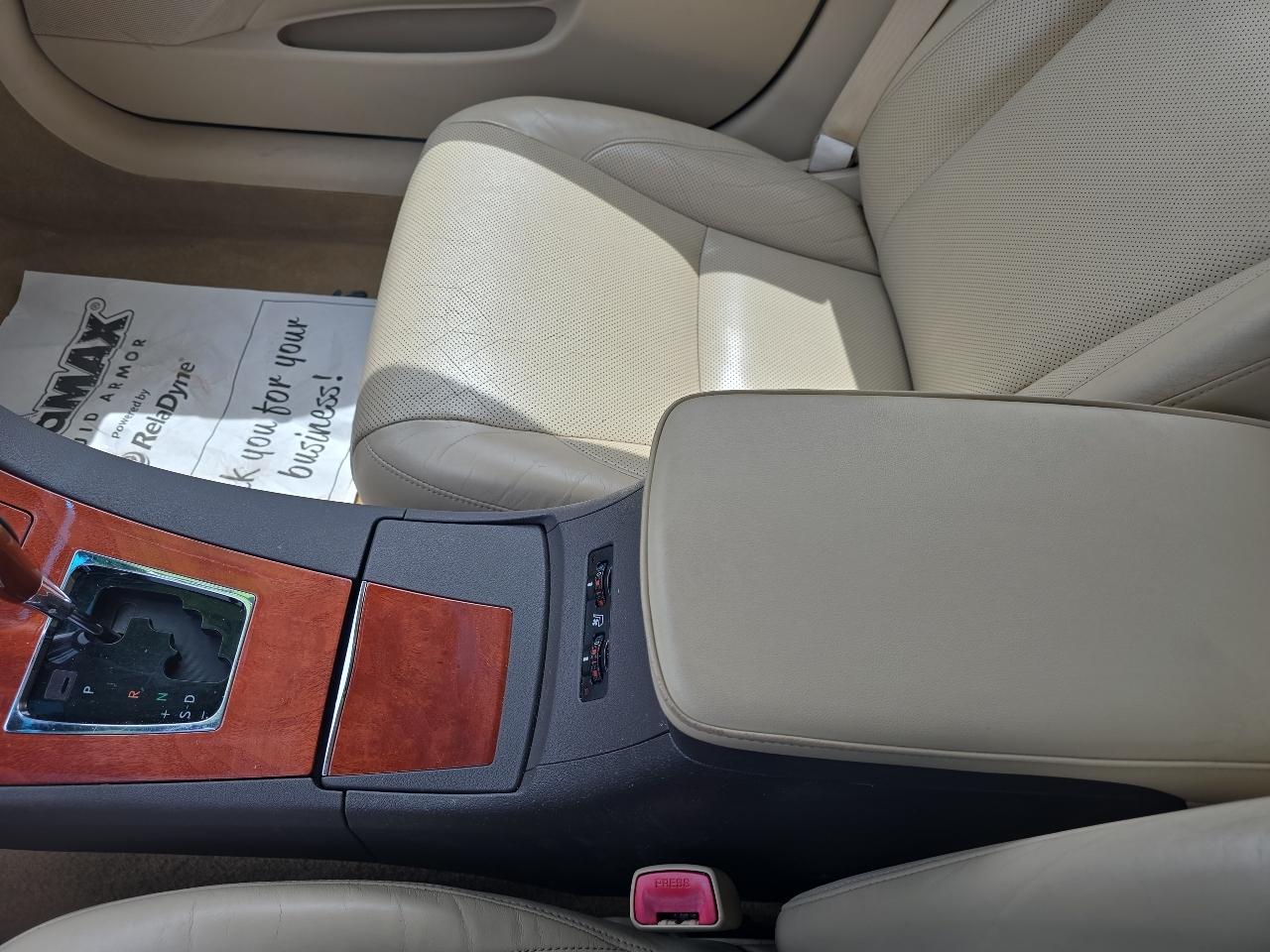 Lexus ES 350  2010