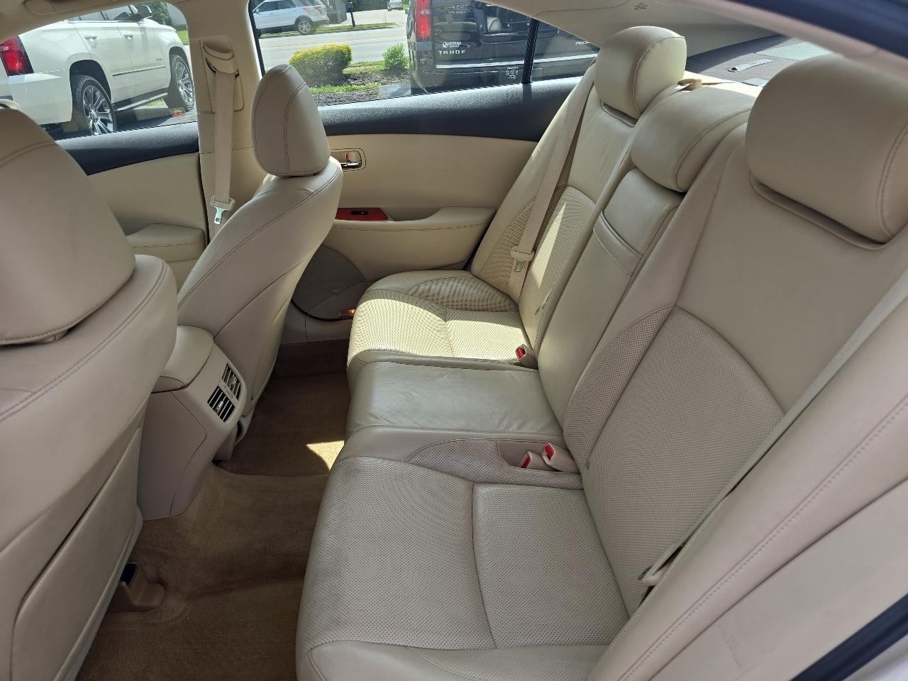 Lexus ES 350  2010