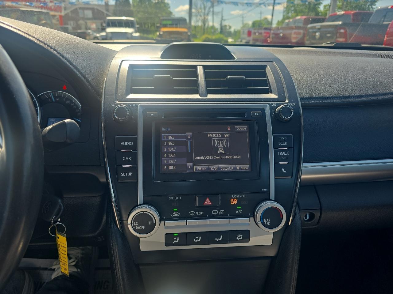 Toyota Camry SE 2014