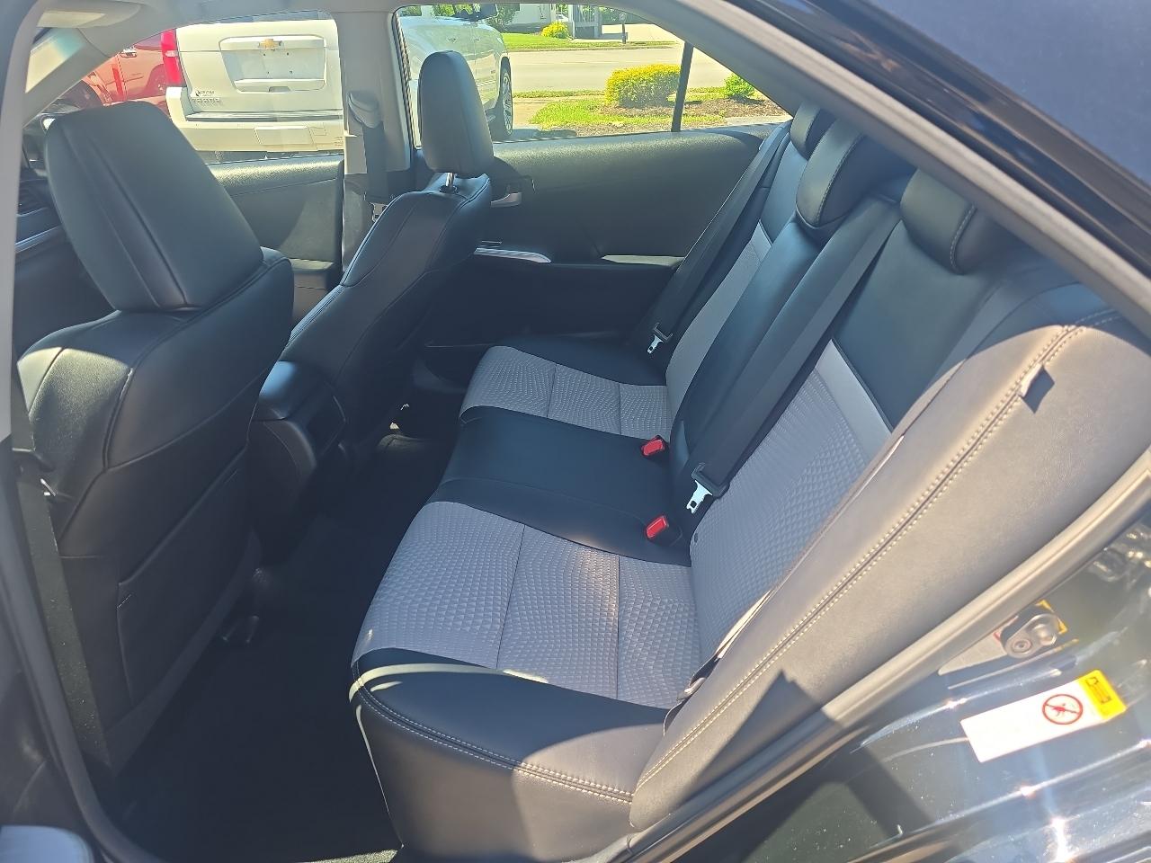 Toyota Camry SE 2014