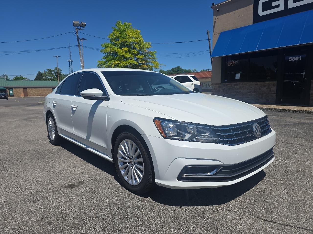 Volkswagen Passat SE 2017