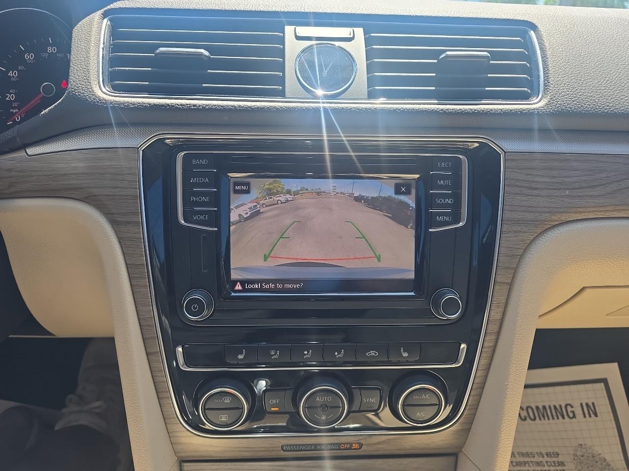 Volkswagen Passat SE 2017