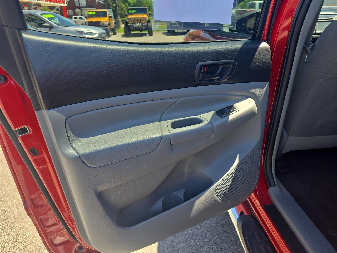 Toyota Tacoma  2012