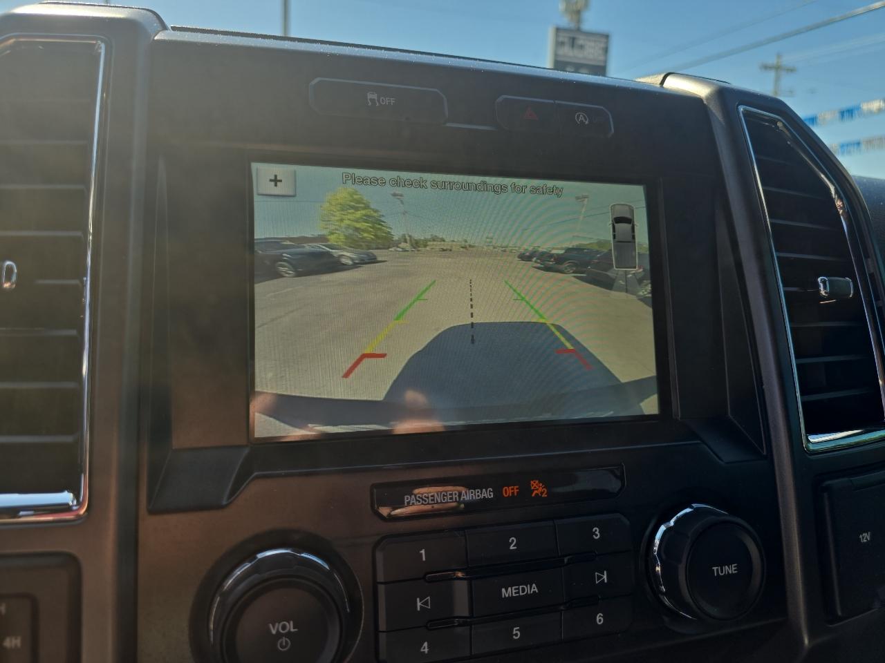 Ford F-150 4WD SuperCrew 145" XLT 2016