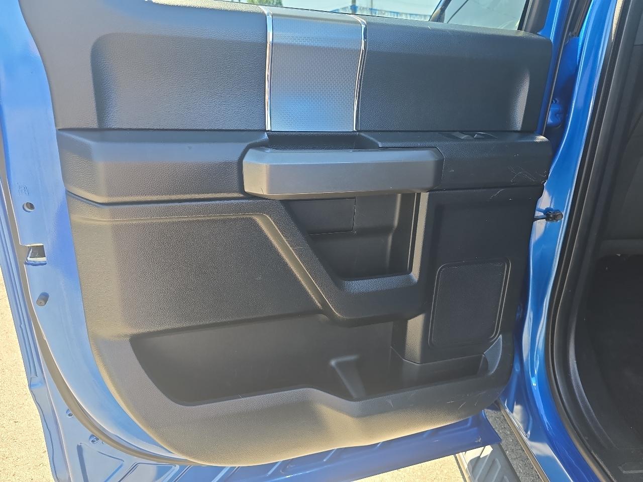 Ford F-150 4WD SuperCrew 145" XLT 2016