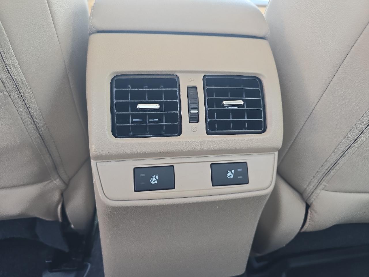 Subaru Legacy 2.5i Limited 2015