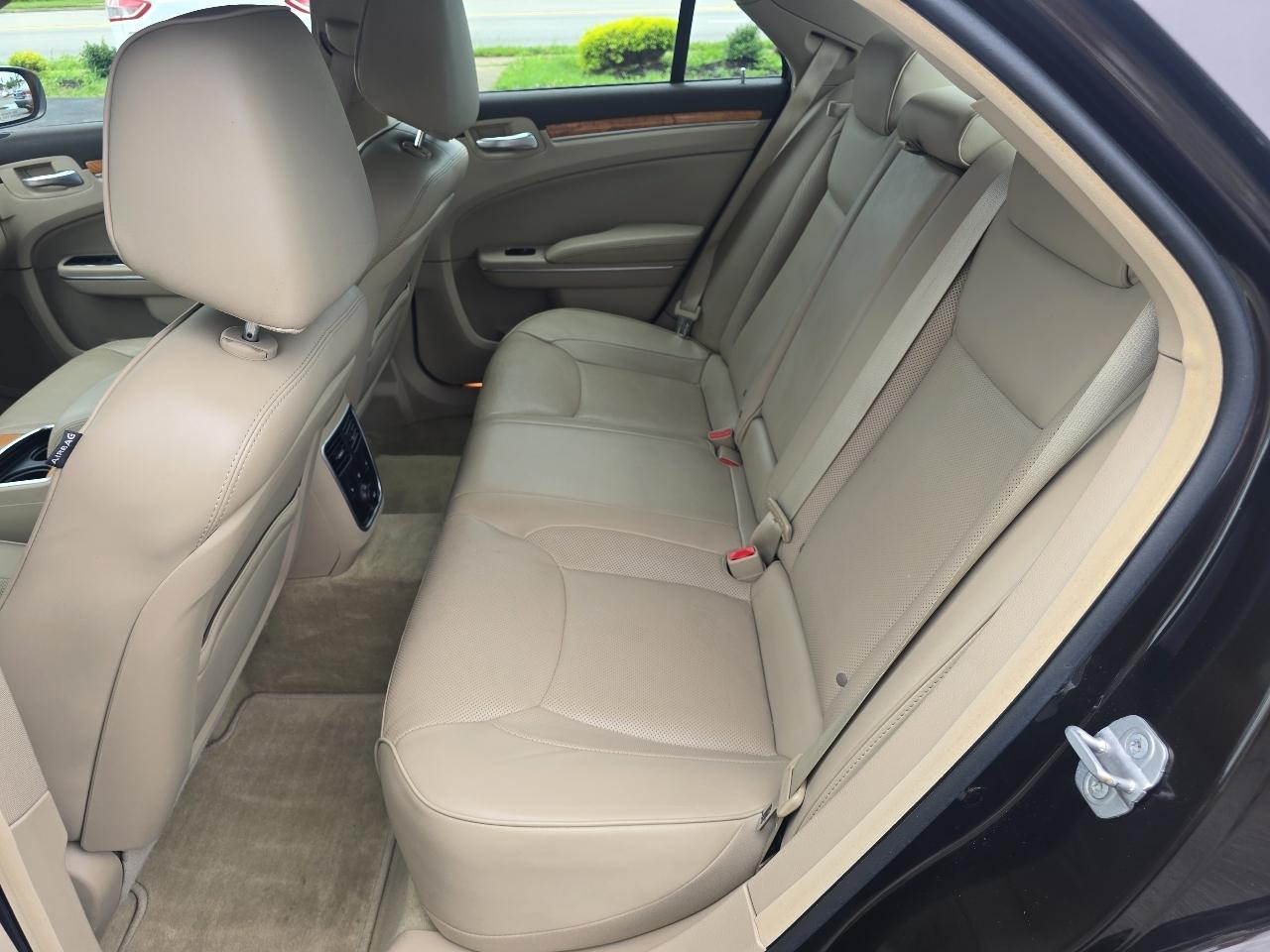 Chrysler 300 300C RWD 2013