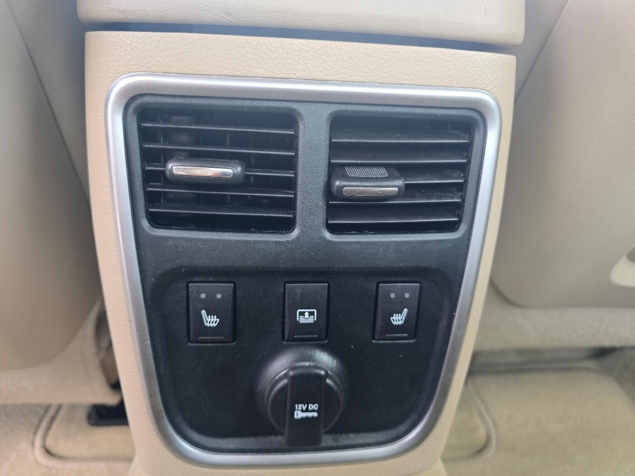 Chrysler 300 300C RWD 2013