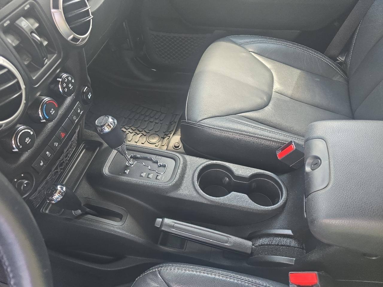 Jeep Wrangler Sahara 2017