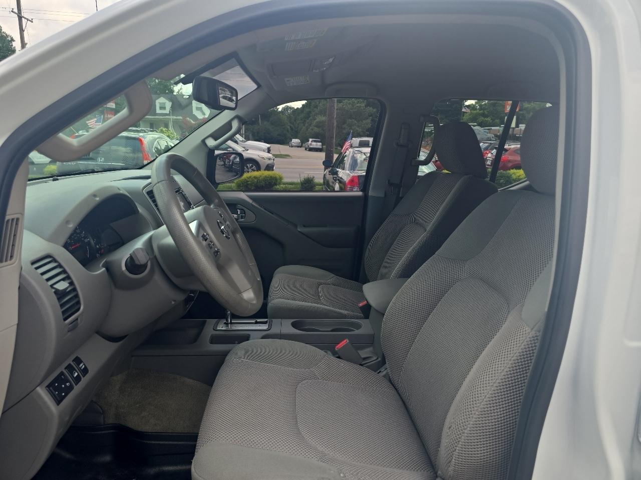 Nissan Frontier  2016