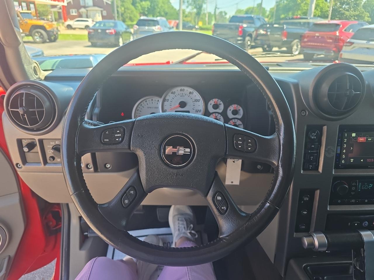 HUMMER H2 4WD 4dr SUV 2004