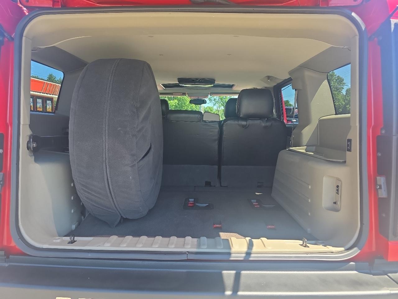 HUMMER H2 4WD 4dr SUV 2004