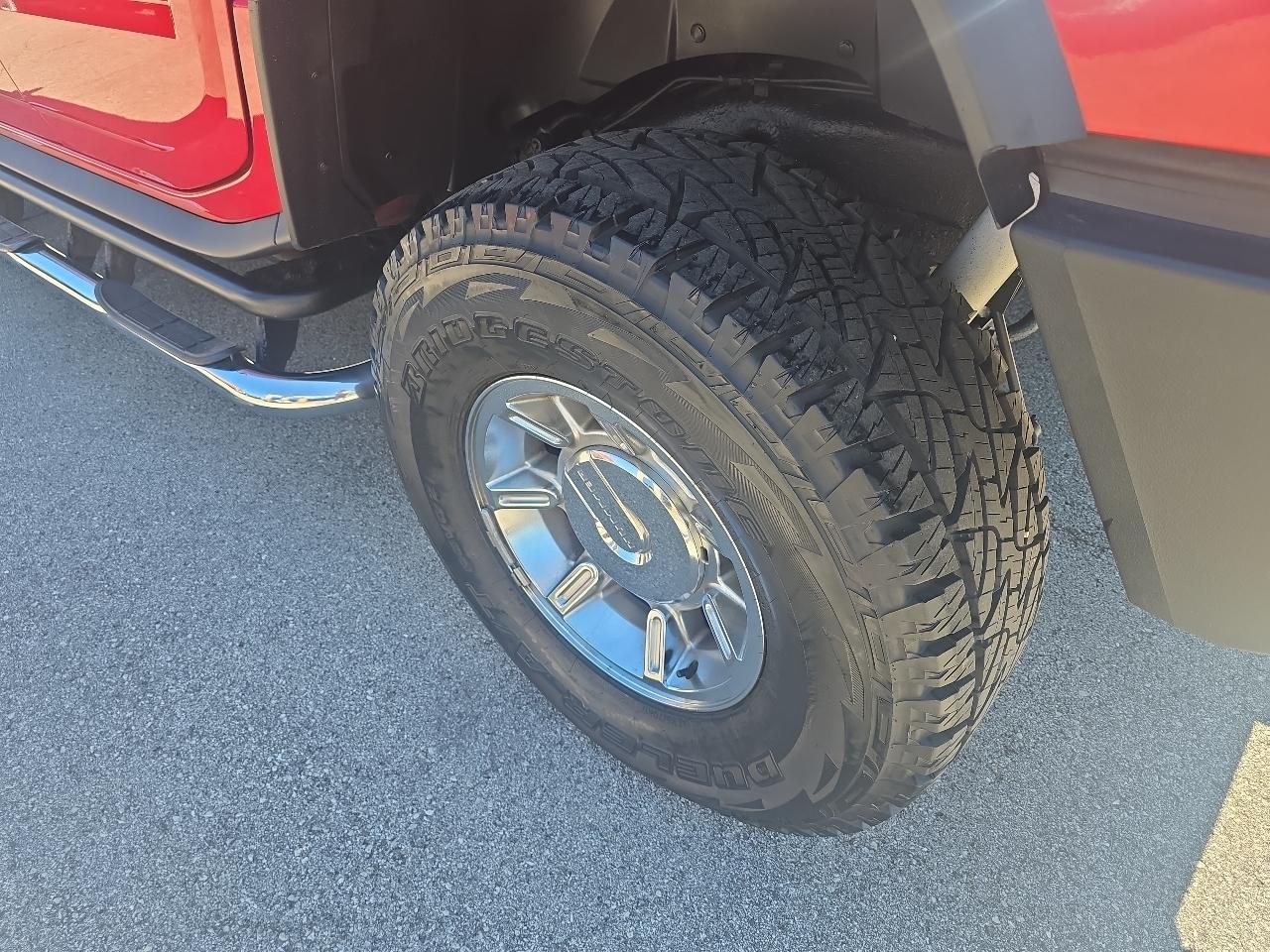 HUMMER H2 4WD 4dr SUV 2004