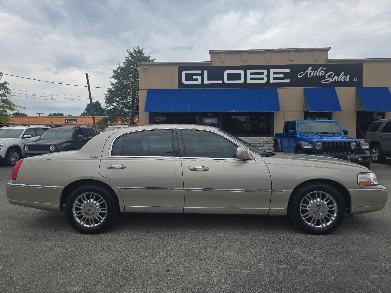 Lincoln Town Car Signature Limited 2009