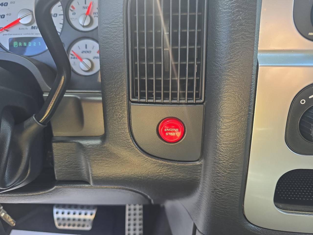 Dodge Ram 1500 SRT-10 2005