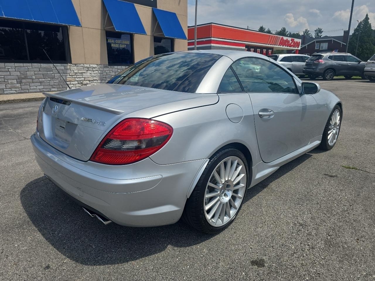 Mercedes-Benz SLK  2005