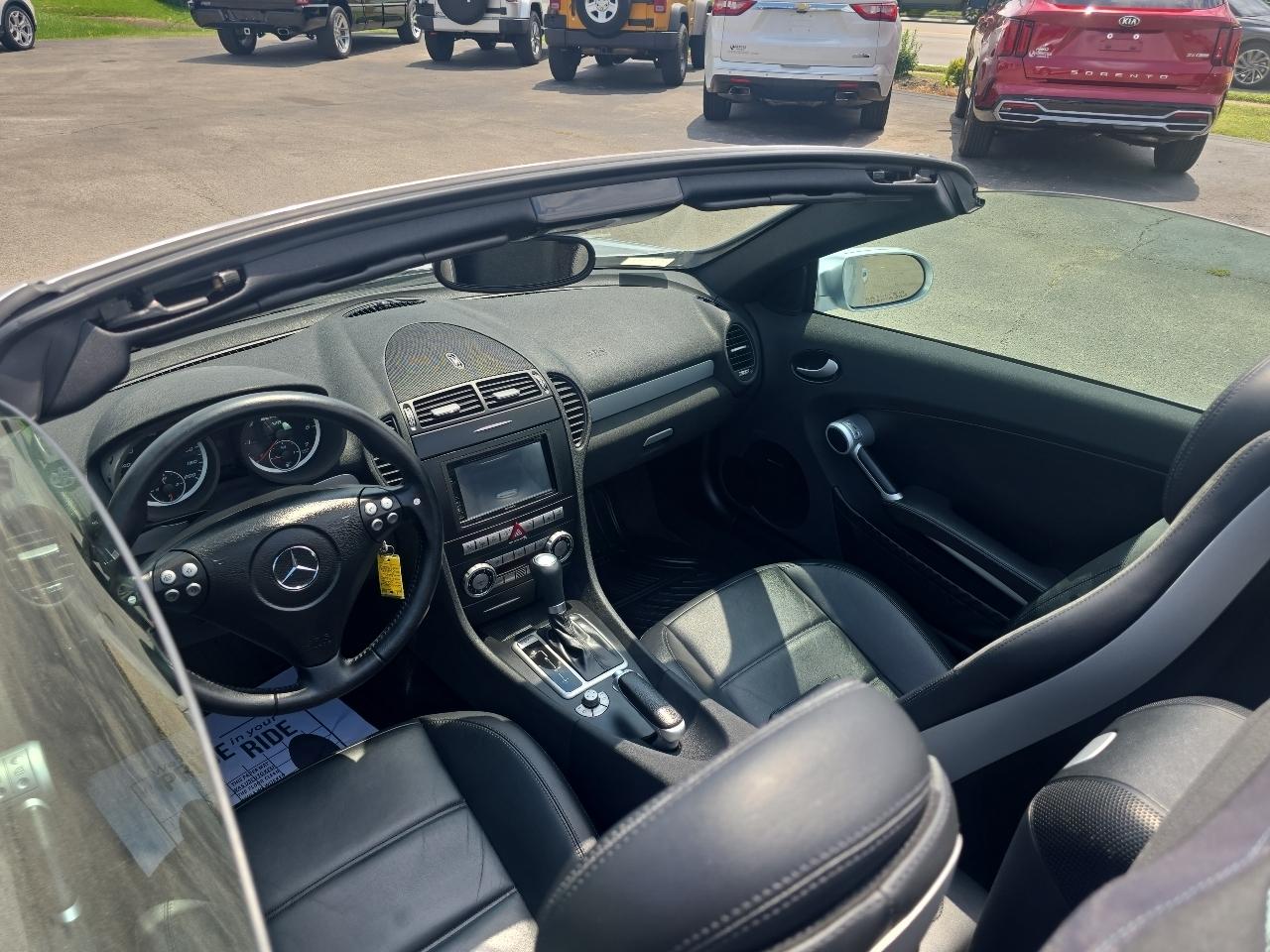 Mercedes-Benz SLK  2005