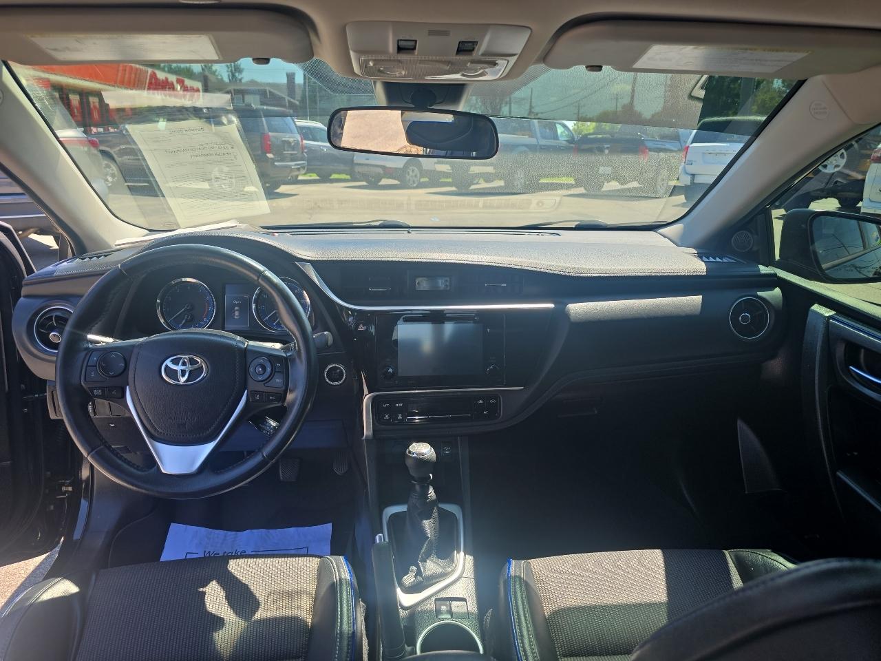 Toyota Corolla L 2019