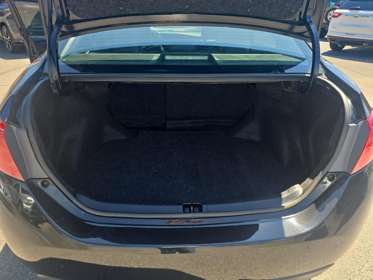 Toyota Corolla L 2019
