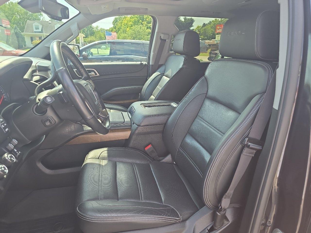 GMC Yukon XL Denali 2020