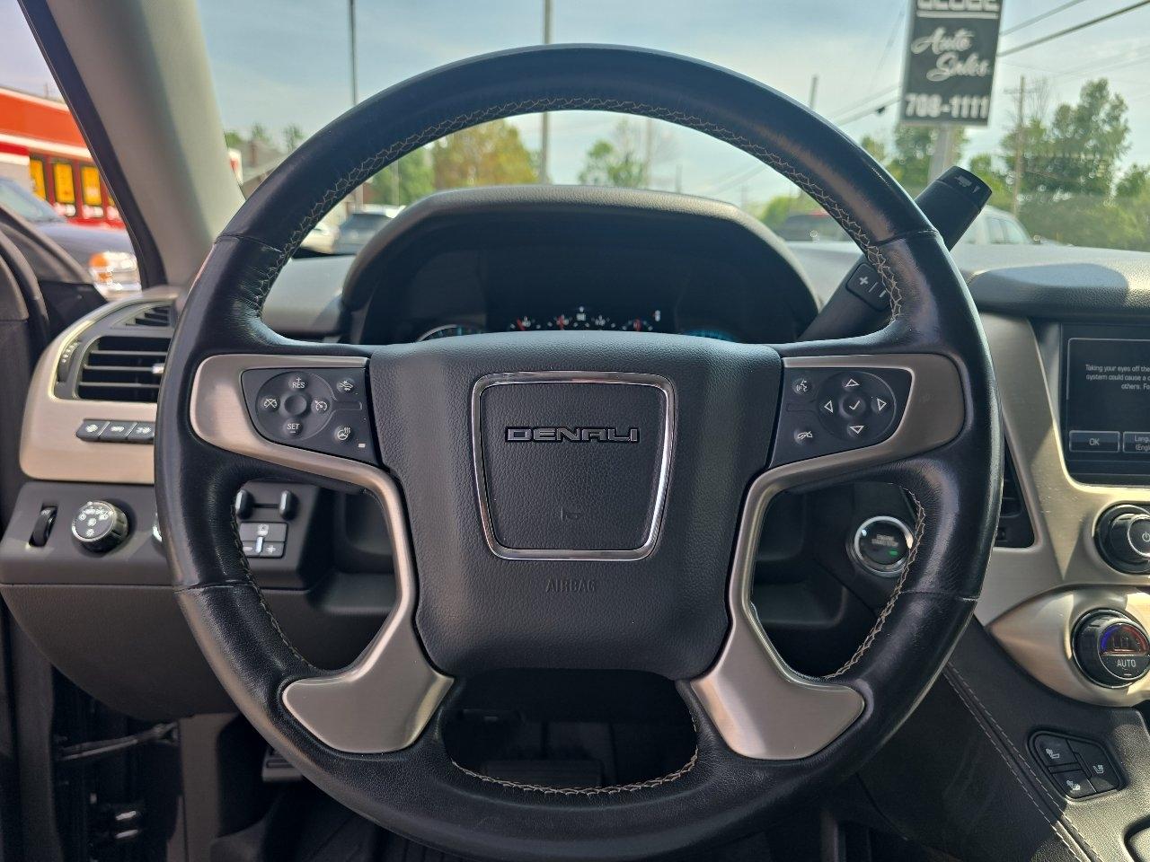 GMC Yukon XL Denali 2020