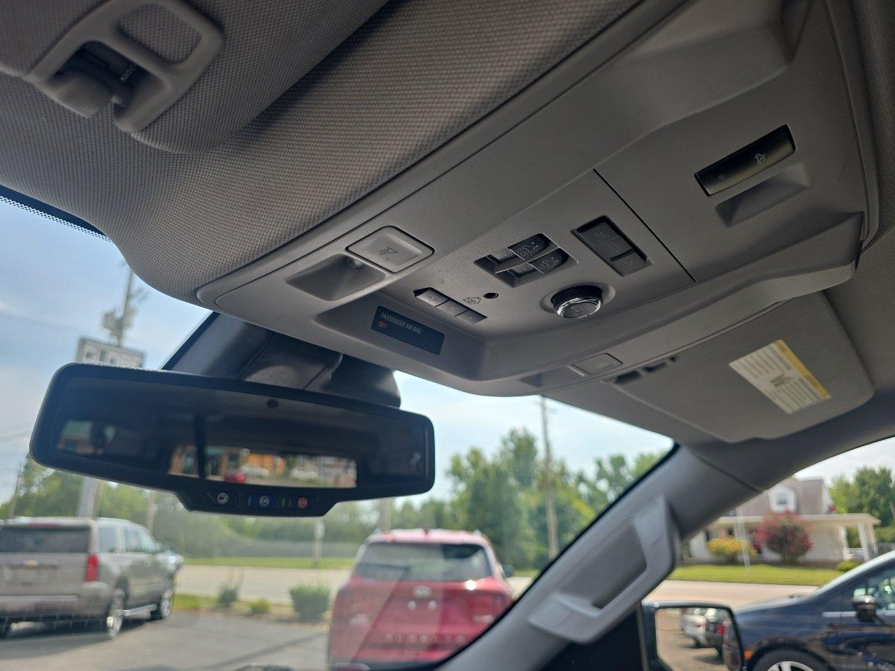 GMC Yukon XL Denali 2020