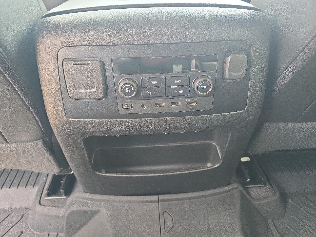 GMC Yukon XL Denali 2020