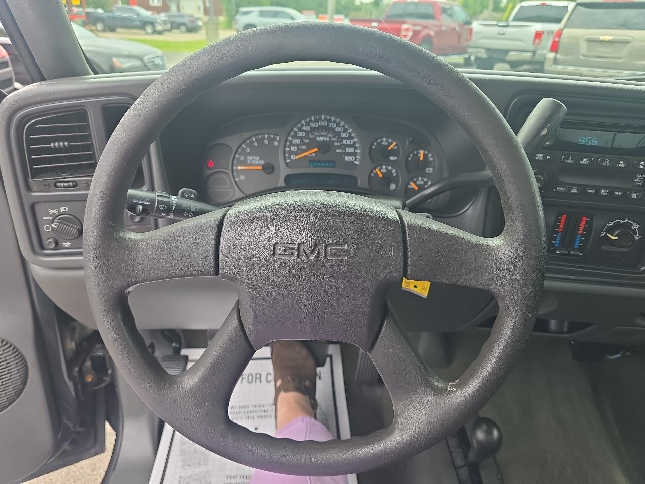 GMC Sierra 1500  2004