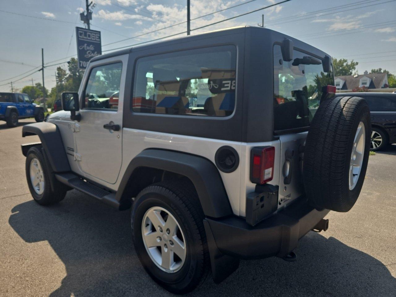 Jeep Wrangler  2012