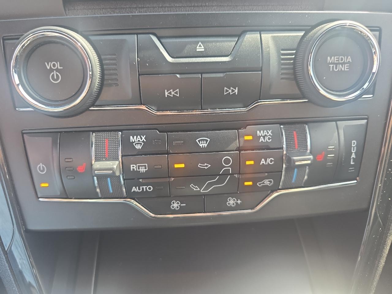 Ford Explorer  2017