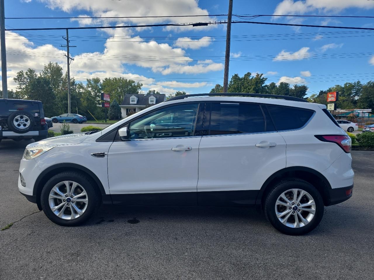 Ford Escape  2017