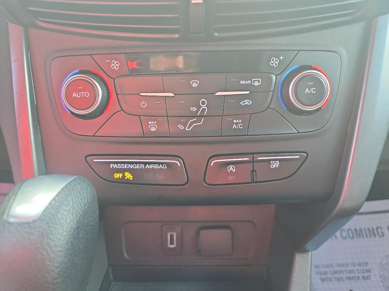Ford Escape  2017