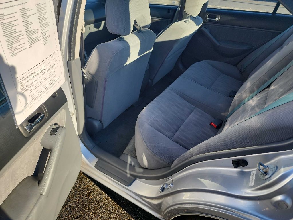 Honda Civic LX Sedan 4-spd AT with Front Side Airbags 2003 Honda Civic LX Sedan 4-spd AT with Front Side Airbags 2003