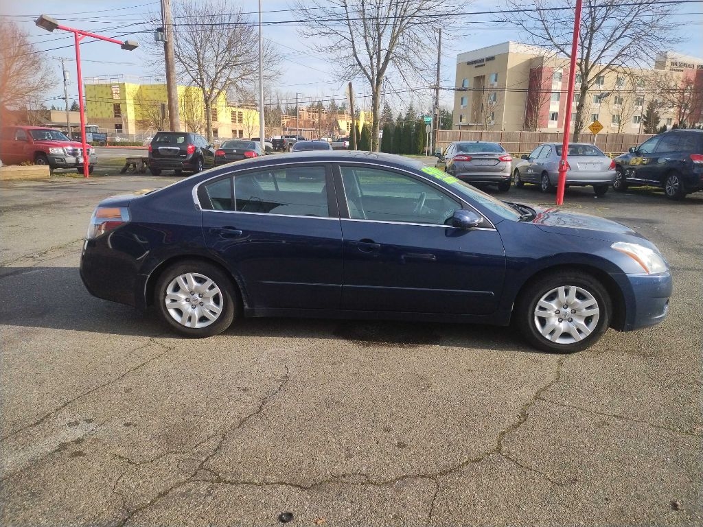 Nissan Altima 2.5 S 2012