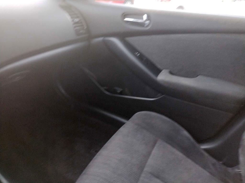 Nissan Altima 2.5 S 2012