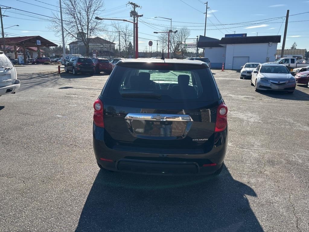 Chevrolet Equinox LS 2WD 2011