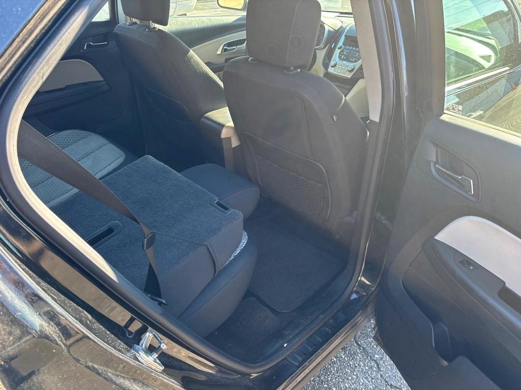 Chevrolet Equinox LS 2WD 2011