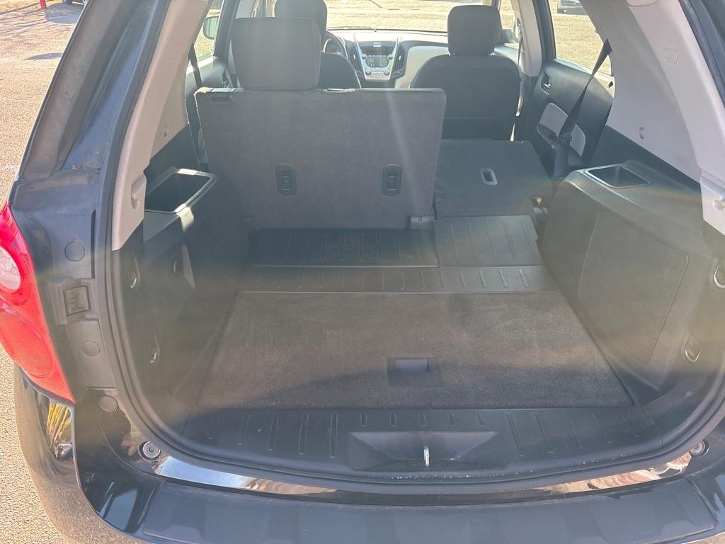 Chevrolet Equinox LS 2WD 2011