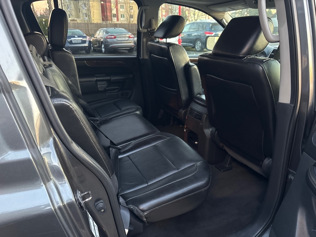 Nissan Armada SV 2WD 2012