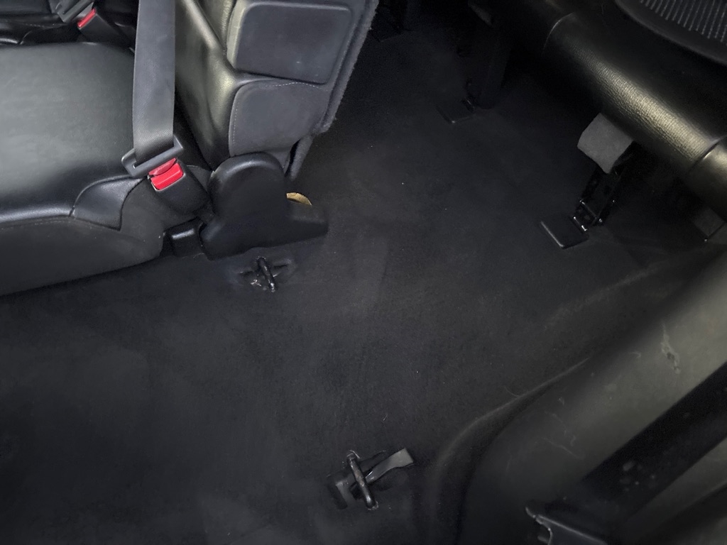 Nissan Armada SV 2WD 2012