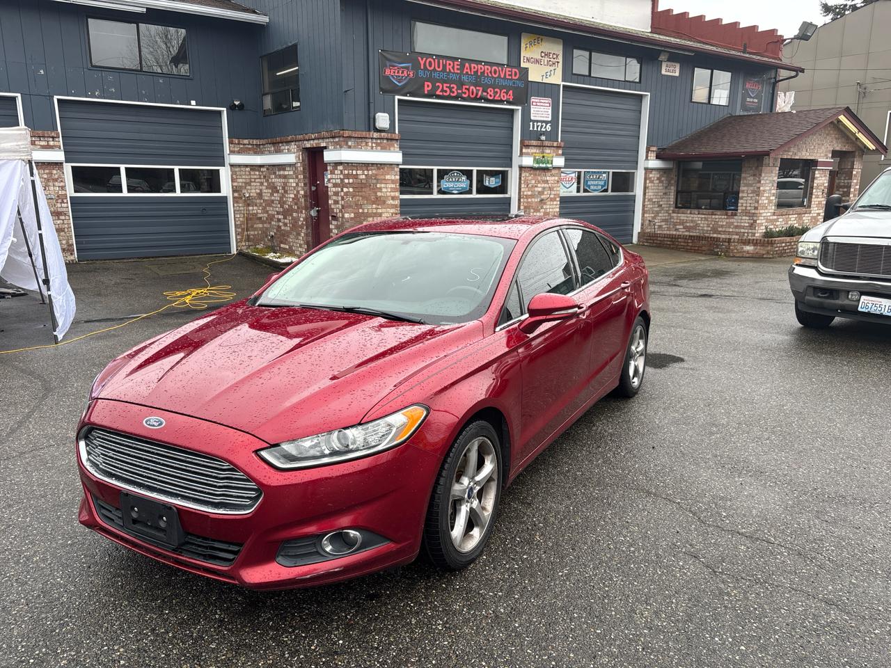 2013 Ford Fusion SE