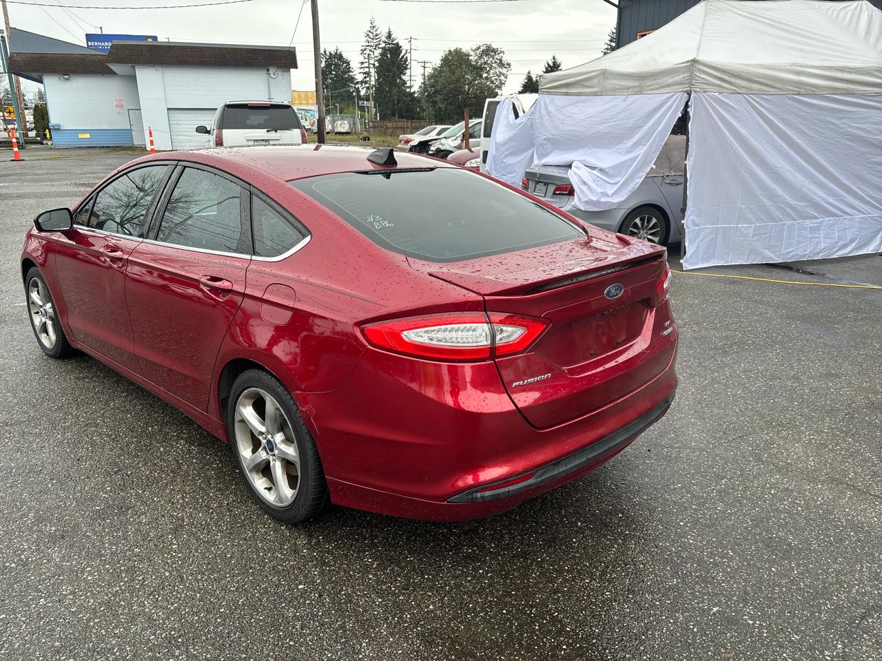 Ford Fusion SE 2013