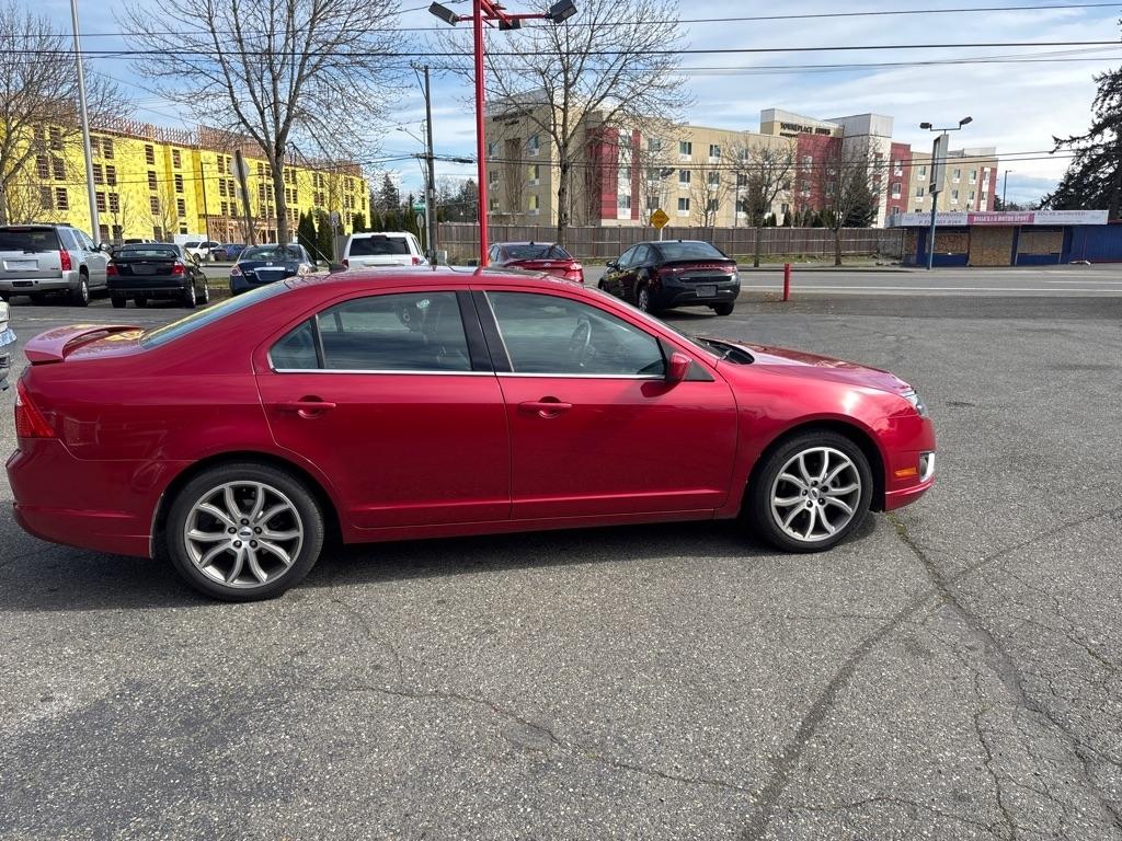 Ford Fusion SE 2013