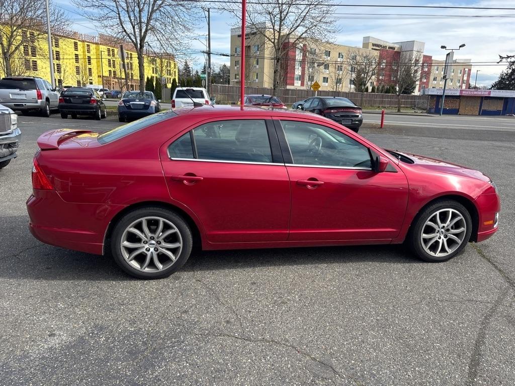 Ford Fusion SE 2013