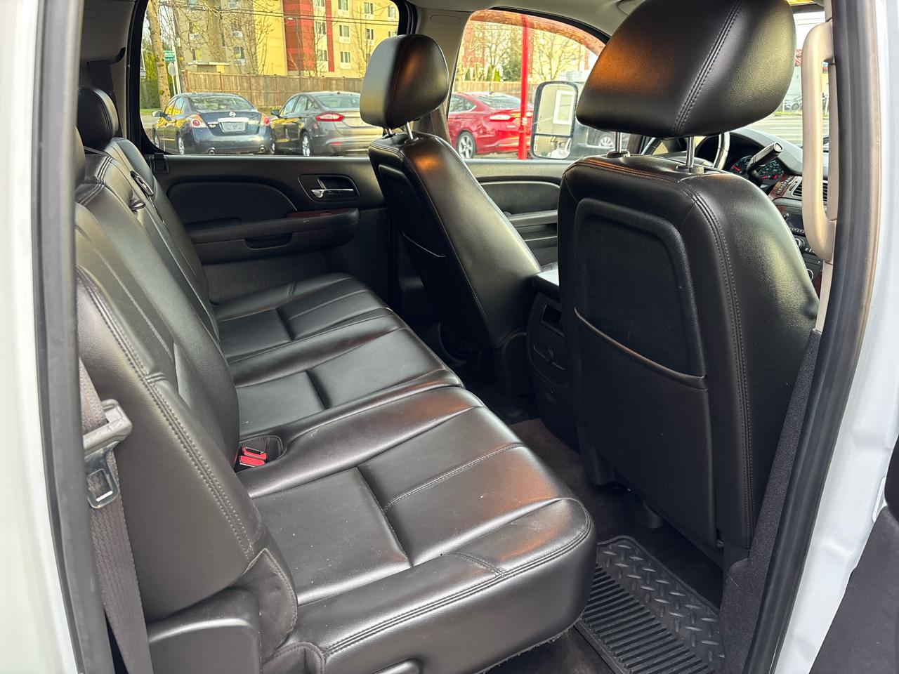 Chevrolet Silverado 3500HD LTZ Crew Cab  4WD 2011