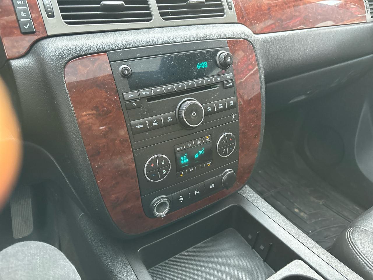 Chevrolet Silverado 3500HD LTZ Crew Cab  4WD 2011