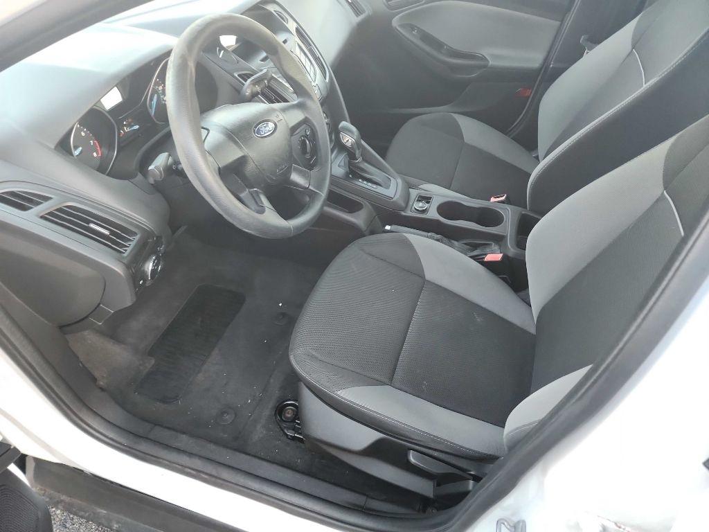 Ford Focus S Sedan 2013