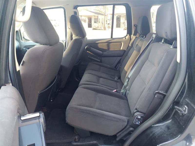 Ford Explorer XLT 4.0L 2WD 2010