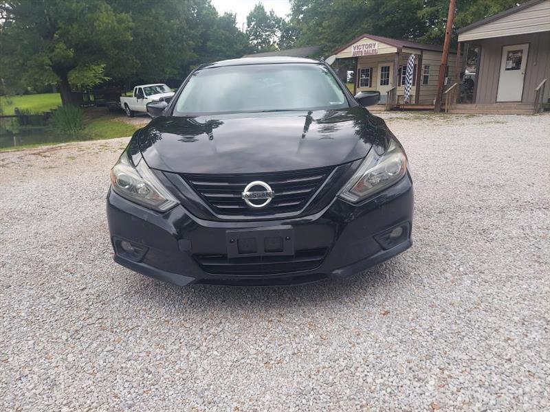 2018 Nissan Altima SR - Photo 8